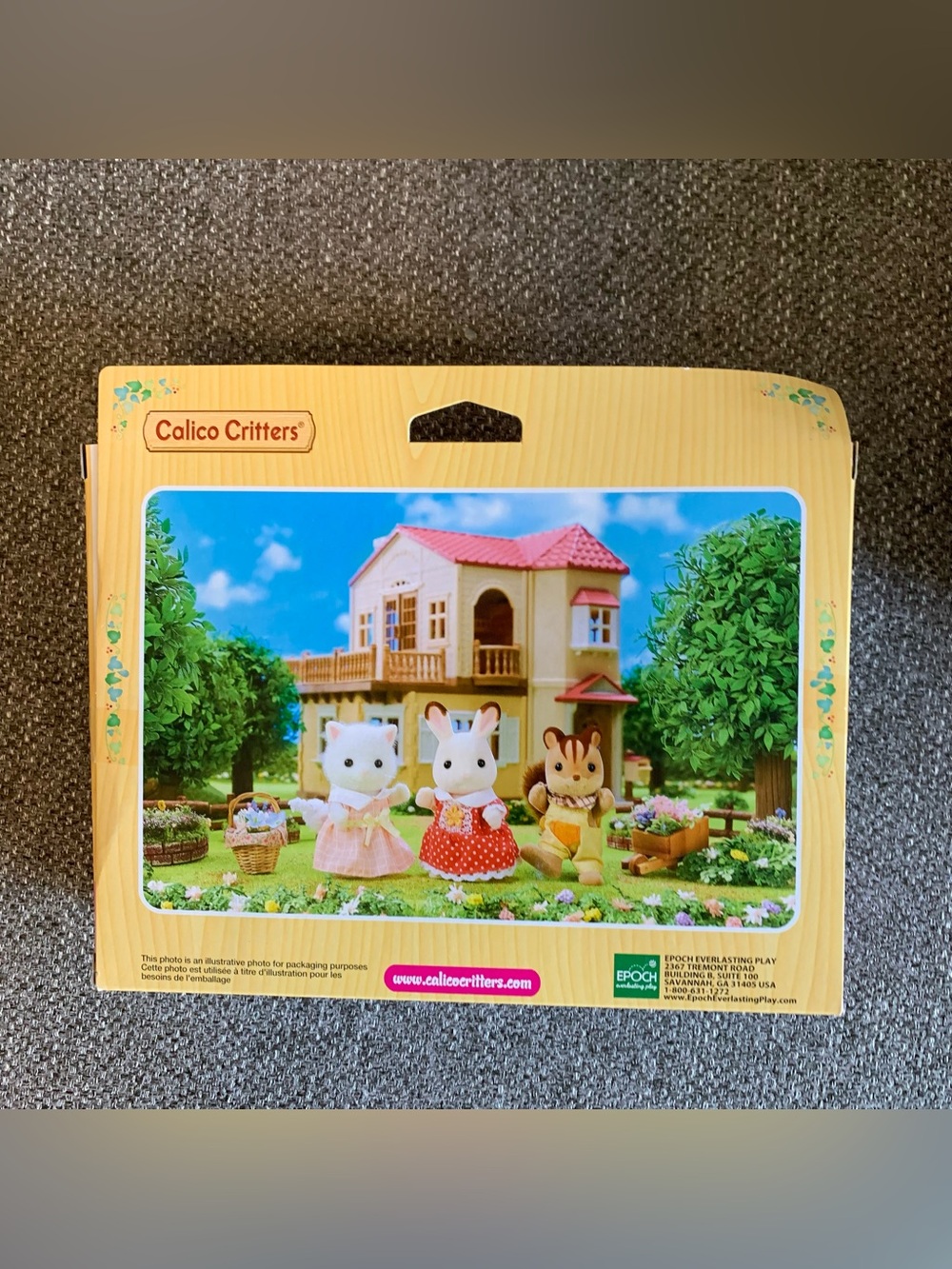 BNIB Calico Critters Chocolate Rabbit Family - Picture 4 of 4